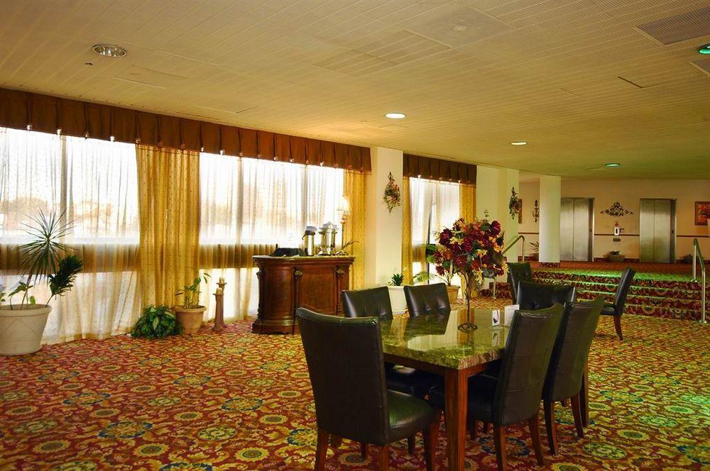 Comfort Inn Chester - Richmond South Buitenkant foto