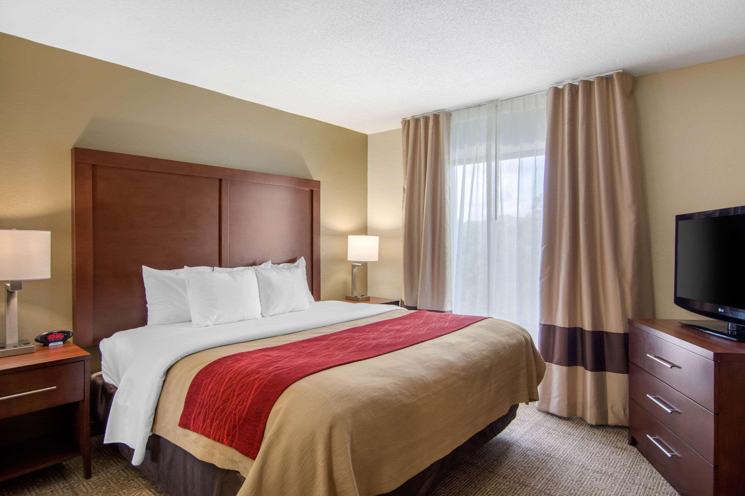 Comfort Inn Chester - Richmond South Buitenkant foto
