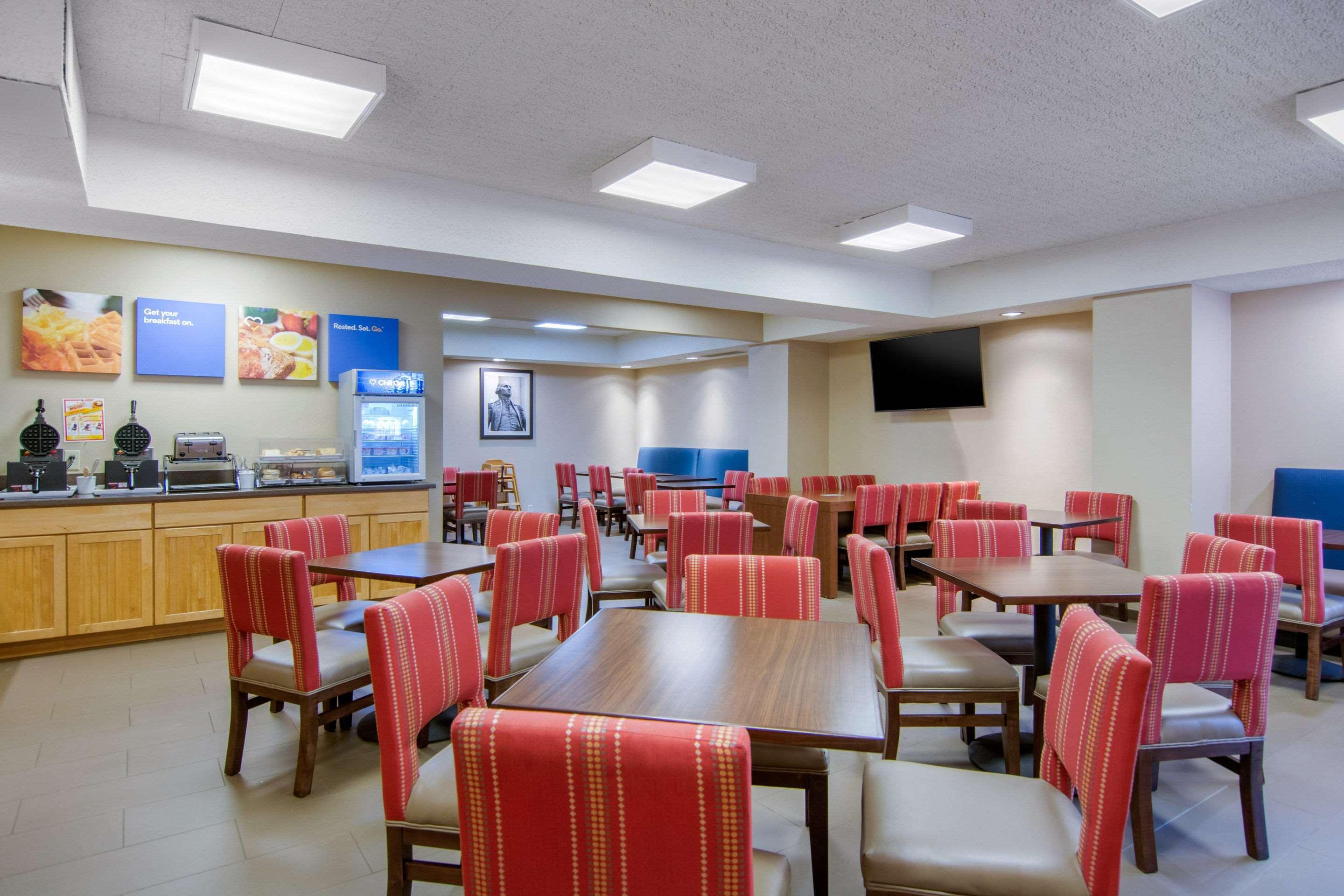 Comfort Inn Chester - Richmond South Buitenkant foto