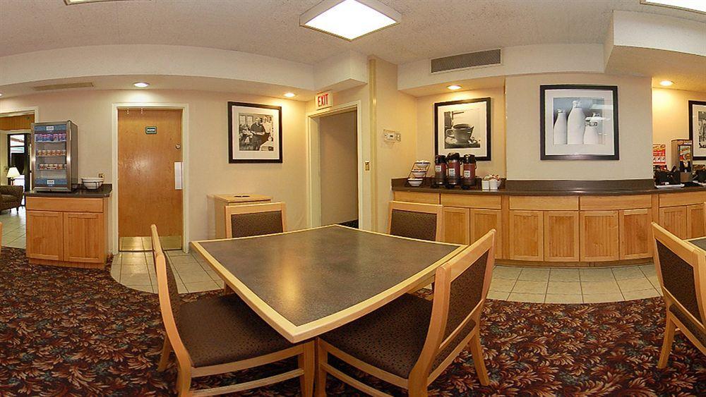 Comfort Inn Chester - Richmond South Buitenkant foto