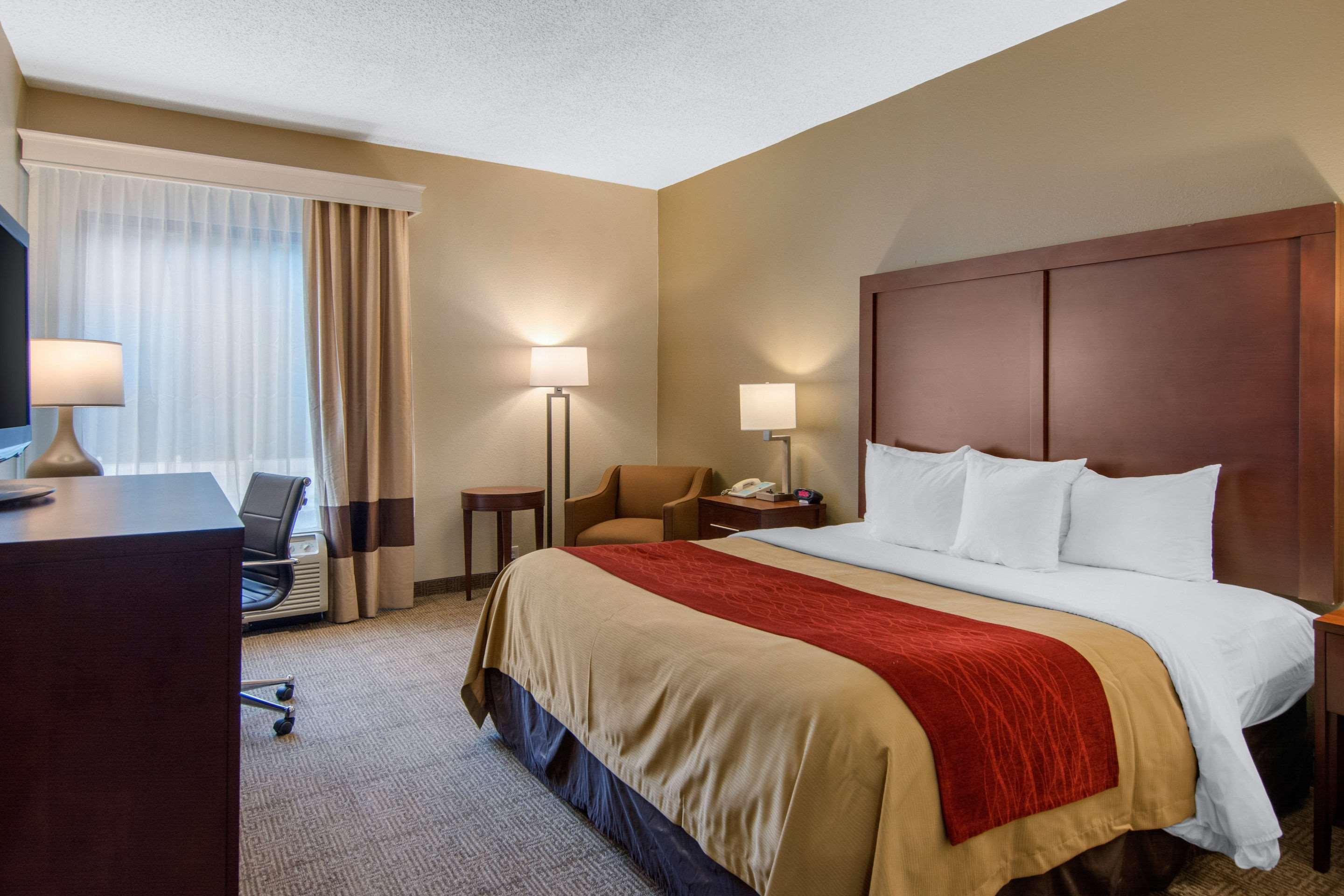 Comfort Inn Chester - Richmond South Buitenkant foto