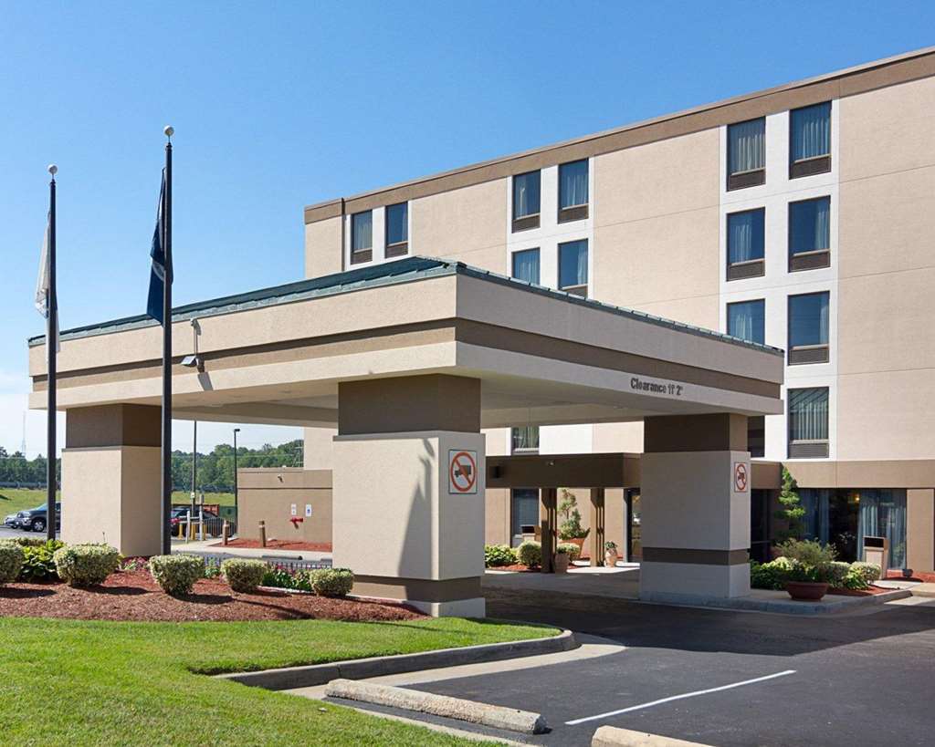 Comfort Inn Chester - Richmond South Buitenkant foto